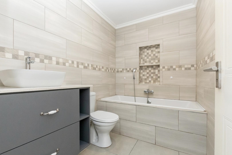 2 Bedroom Property for Sale in Laguna Sands Western Cape